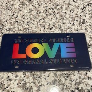 5/$30🏷️ Universal Studios LOVE License Plate (washers not included), NWT